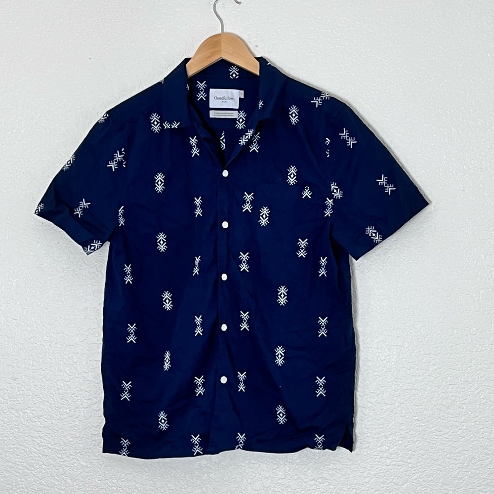 Goodfellow | Like New Patterned Short Sleeve Butt… - image 1